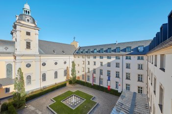 Courtyard, © Copyright/Living Hotel De Medici GmbH